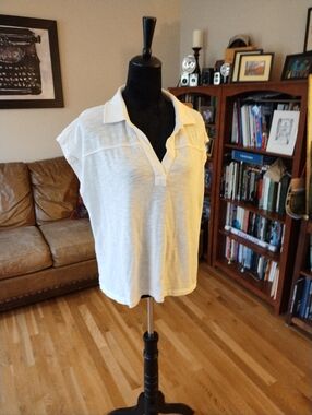 Loft White Sleeveless Collard V-neck Shirt XL